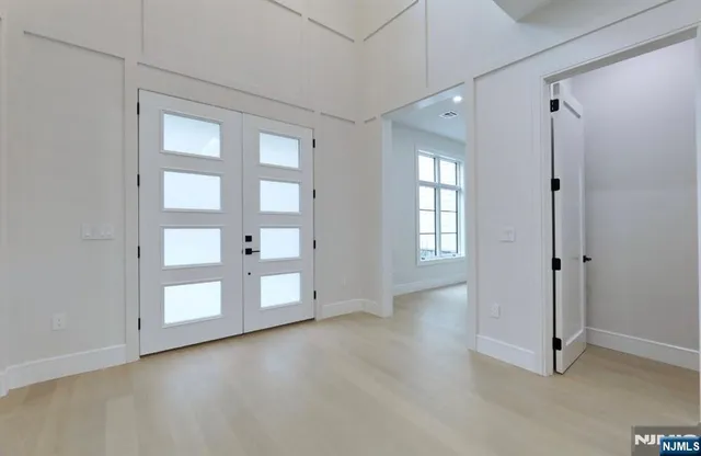 $2,899,999 | 308 Spring Lane, Haworth, NJ 07641