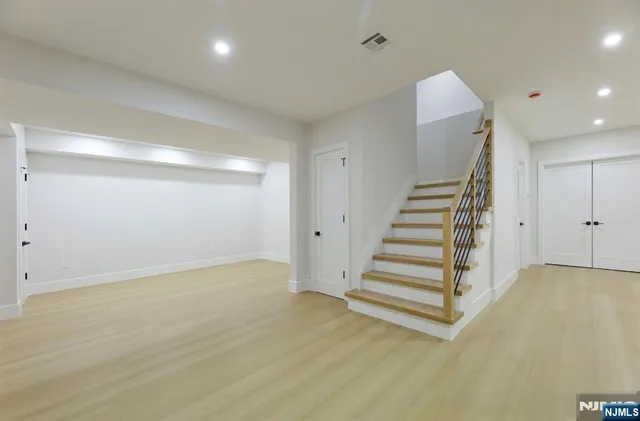 $2,899,999 | 308 Spring Lane, Haworth, NJ 07641