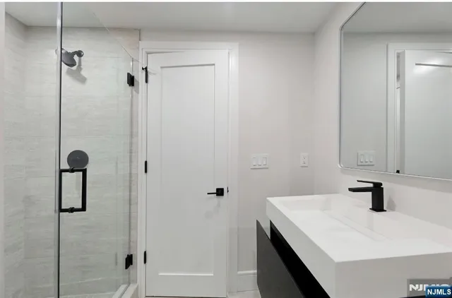 $2,899,999 | 308 Spring Lane, Haworth, NJ 07641