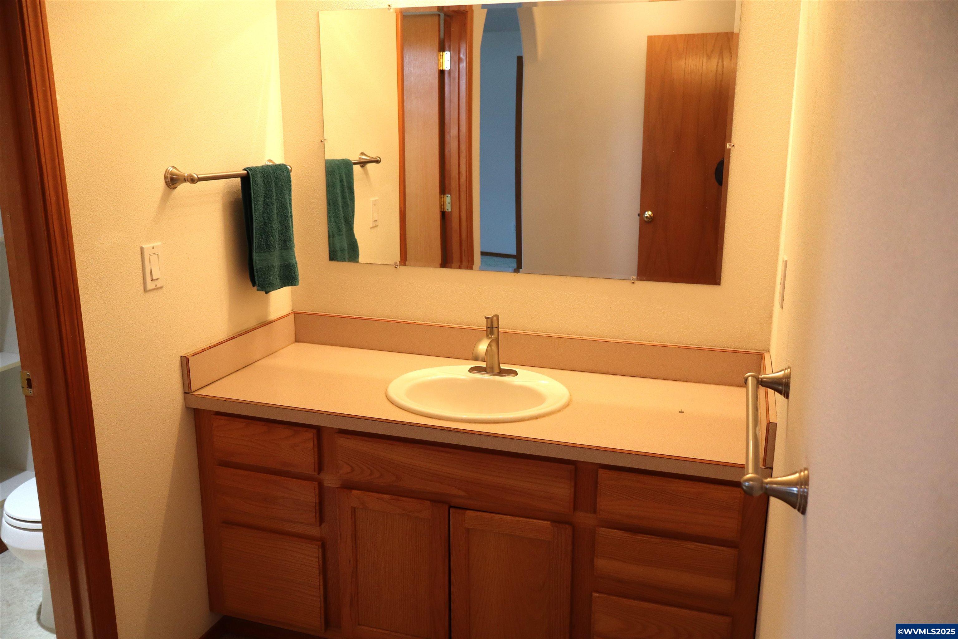 1314 Bair Road Northeast Keizer, OR 97303 - Photo 14 of 29 Gallery Image 14