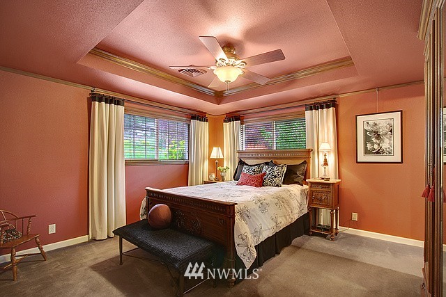 16611 Southeast May Valley Road Renton, WA 98059 - Photo 7 of 15