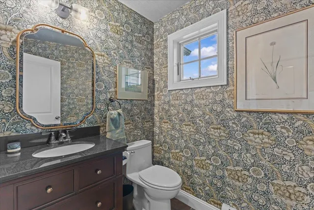 $1,120,000 | 205 Old Stage Road, Essex, VT 05452