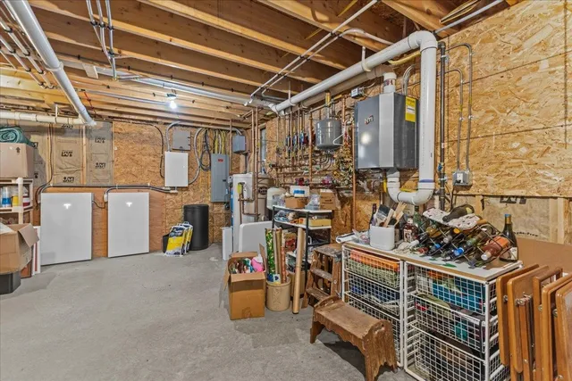 $1,120,000 | 205 Old Stage Road, Essex, VT 05452