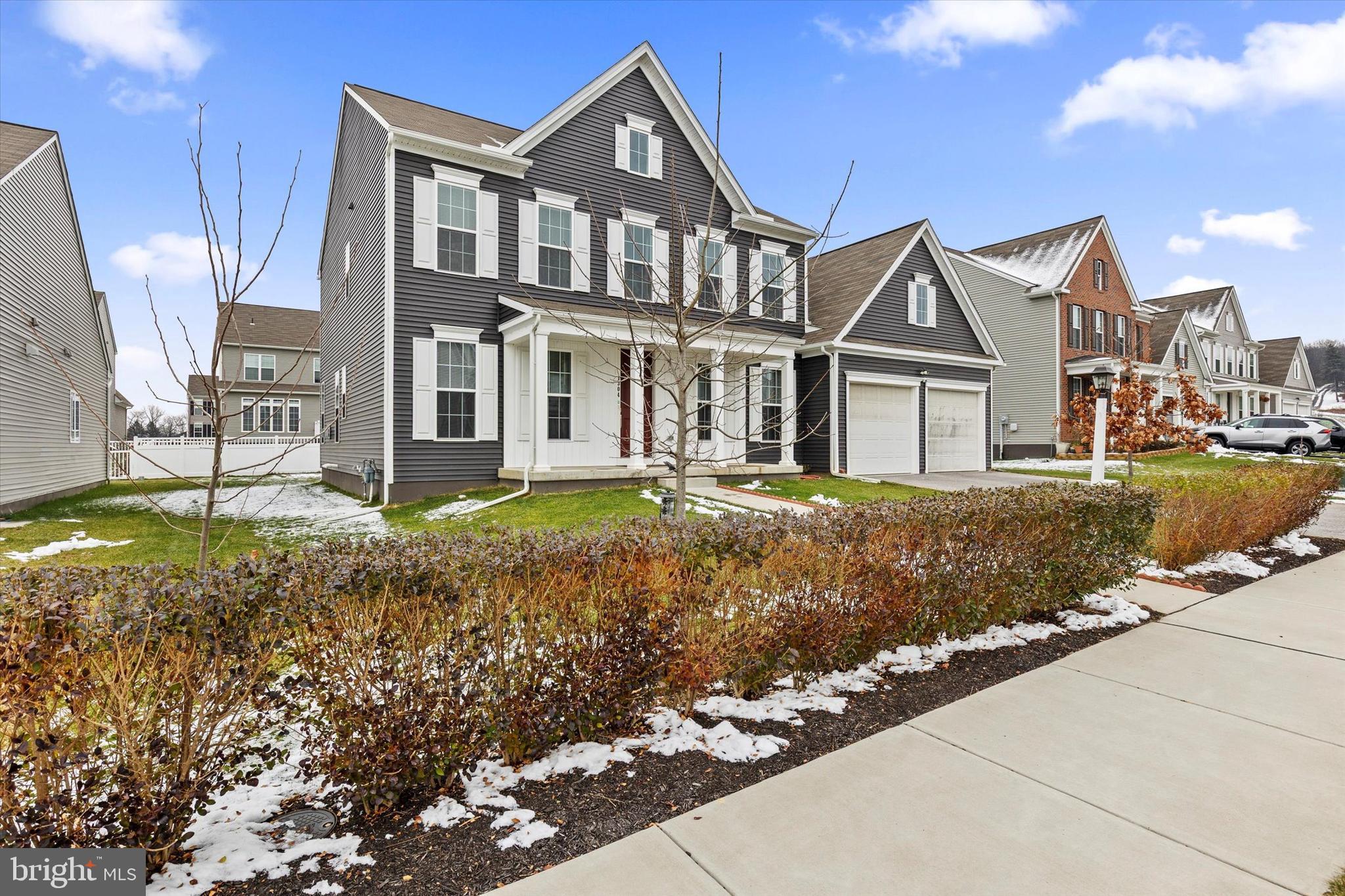 1304 Innox Road Mechanicsburg, PA 17055 - Photo 2 of 41