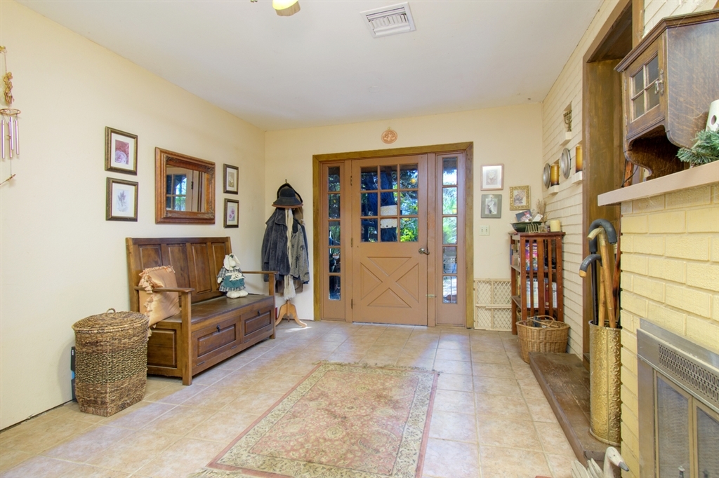 14526 Garden Road Poway, CA 92064 - Photo 5 of 25