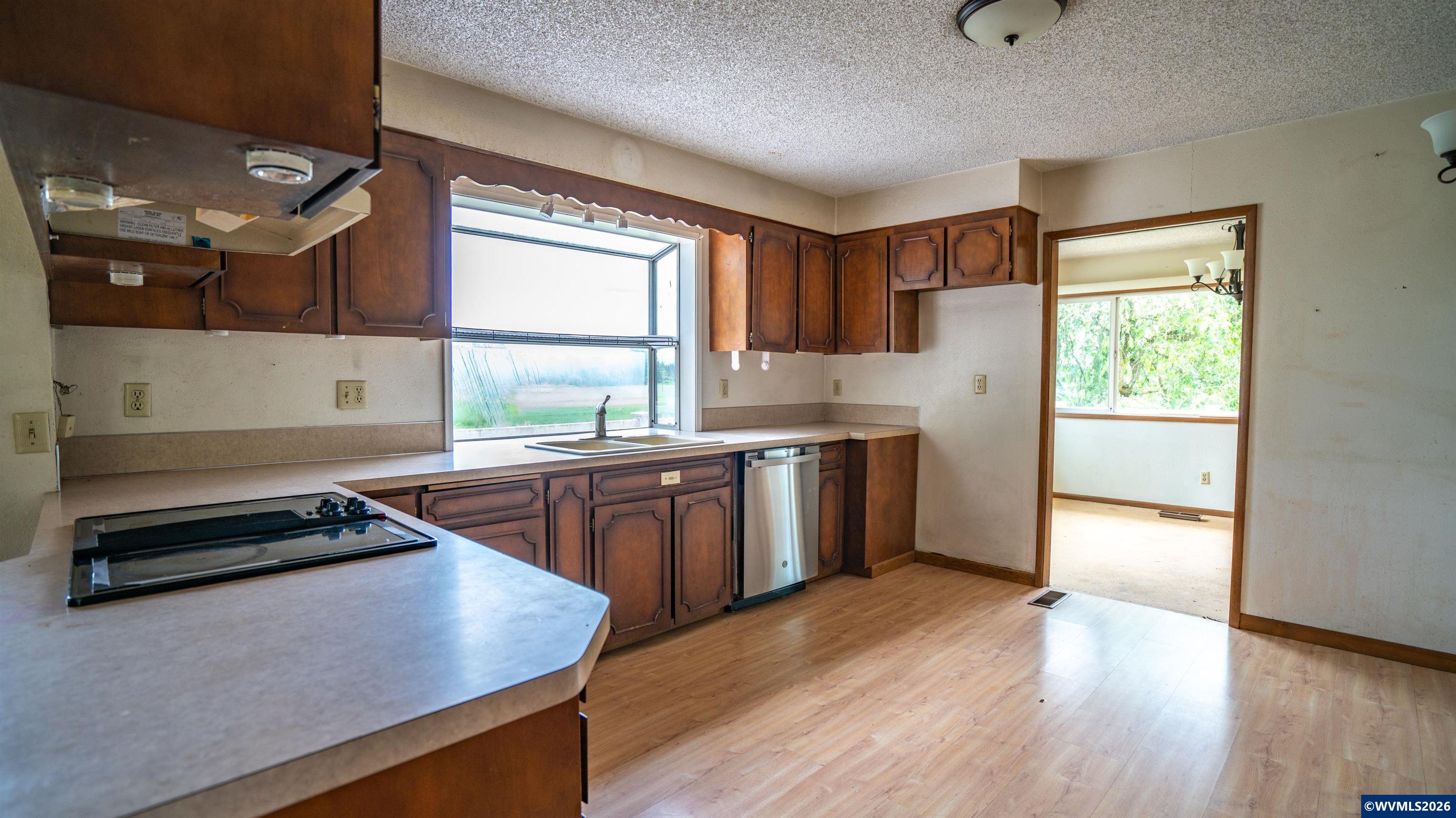 12984 Elliott Prairie Road Northeast Woodburn, OR 97071 - Photo 13 of 48