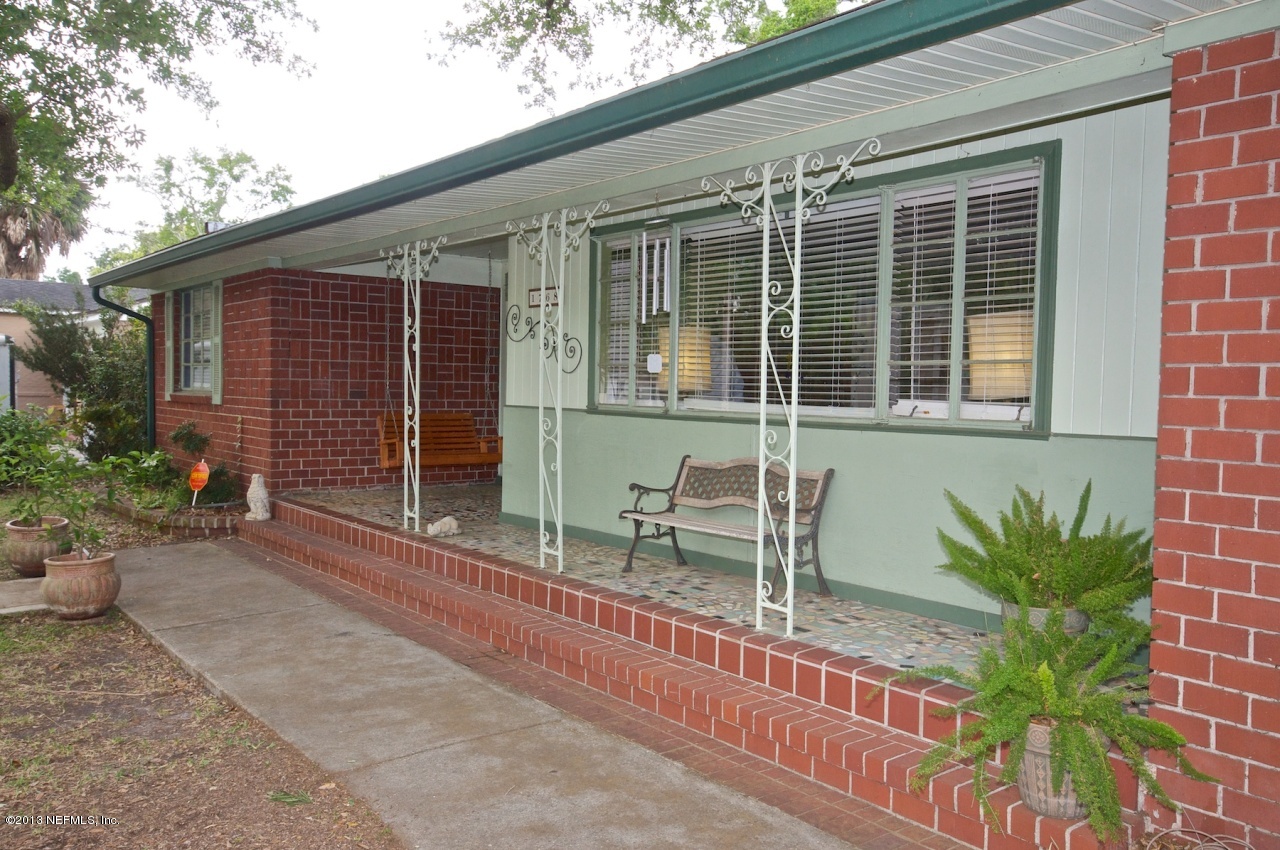 1768 Mayview Road Jacksonville, FL 32210 - Photo 4 of 23 Front Porch (1)