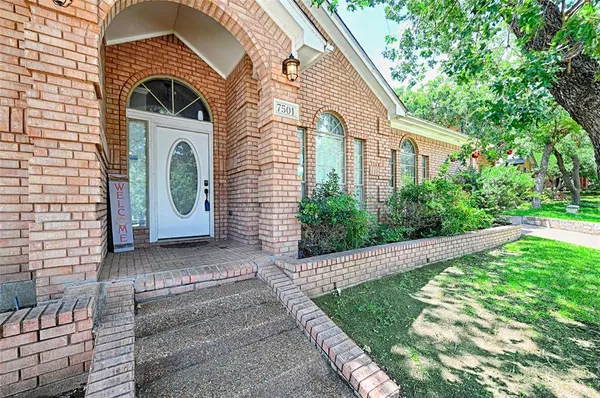 $2,999 | 7501 Acts Court, North Richland Hills, TX 76182