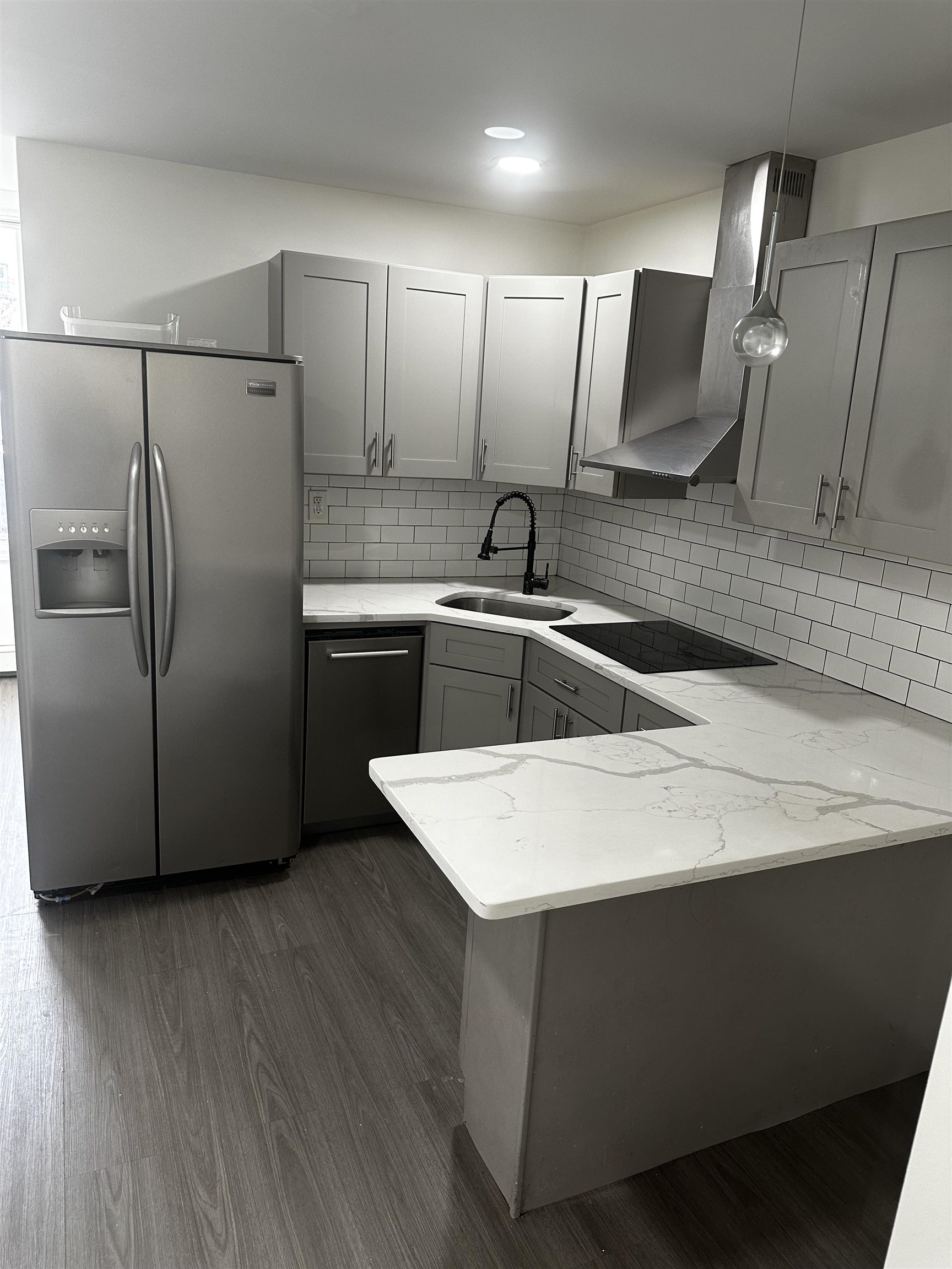 609 New York Avenue, Unit 2R Union City, NJ 07087 - Photo 3 of 10