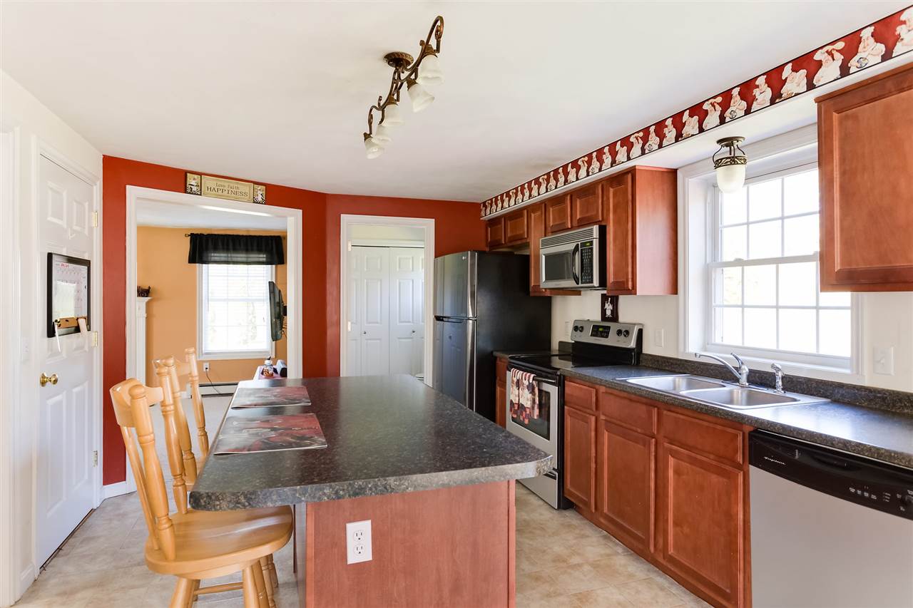 18 Scruton Pond Road Barrington, NH 03825 - Photo 4 of 30