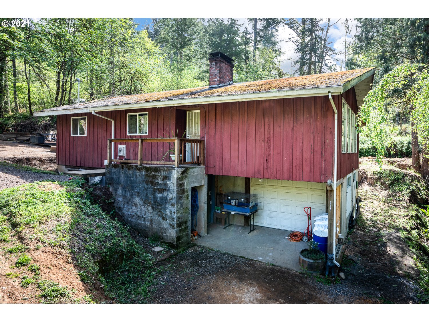 22514 South Redland Road Estacada, OR 97023 - Photo 2 of 28 a view of a small house with a yard