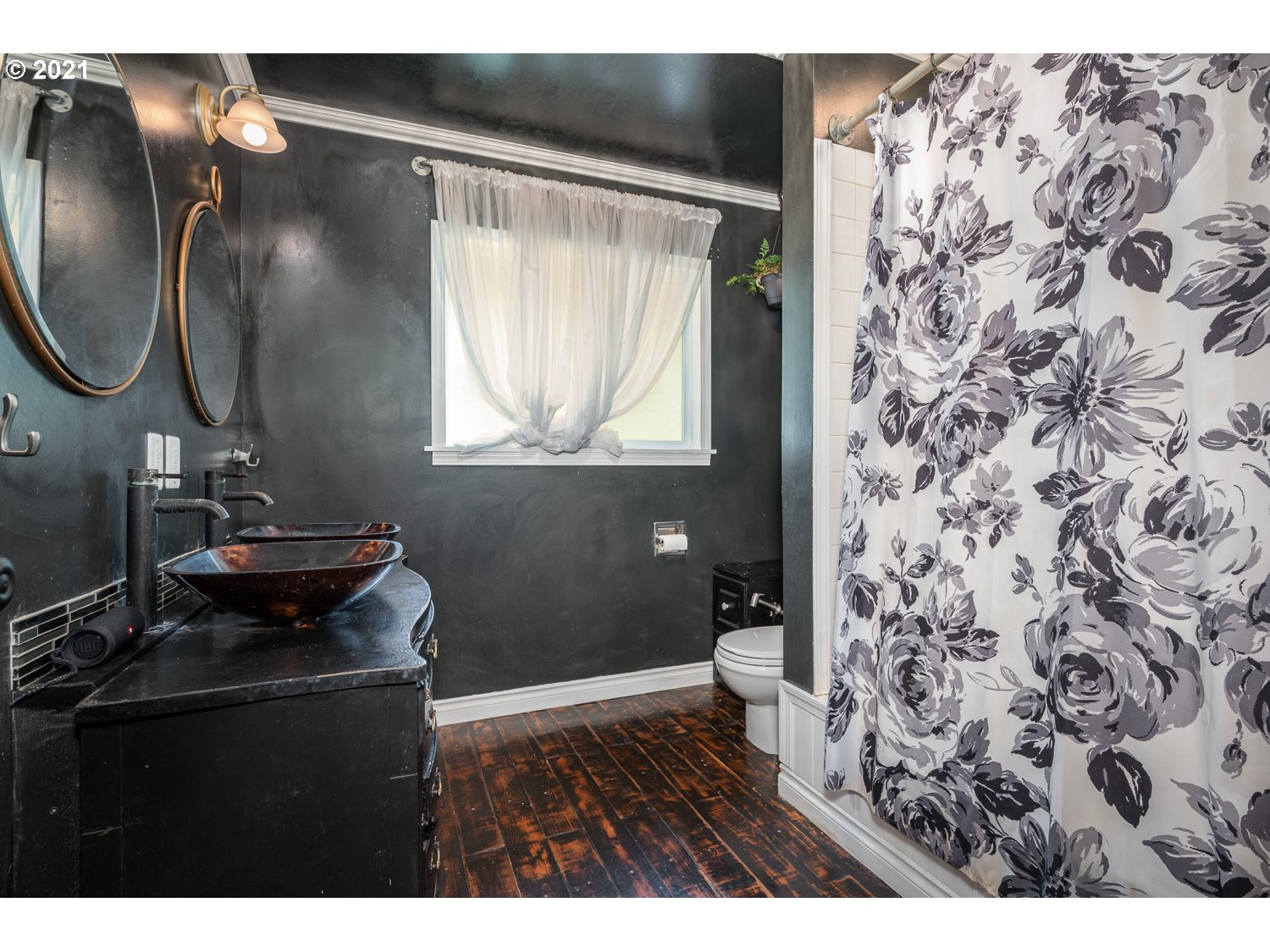 22514 South Redland Road Estacada, OR 97023 - Photo 14 of 28 a bathroom with a sink and a mirror