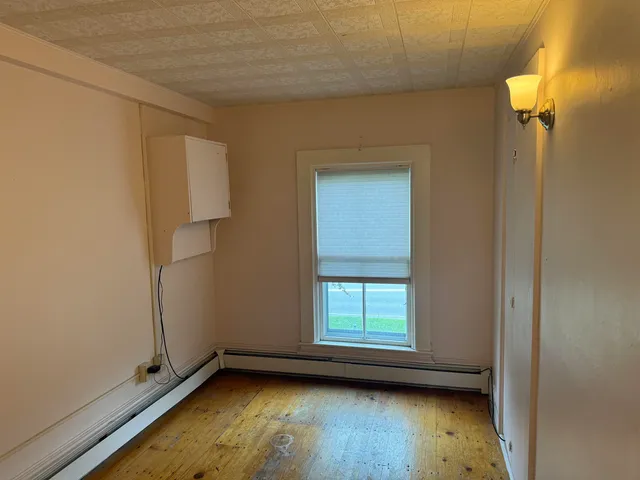 $2,500 | 45 Court Street, Unit A, Middlebury, VT 05753