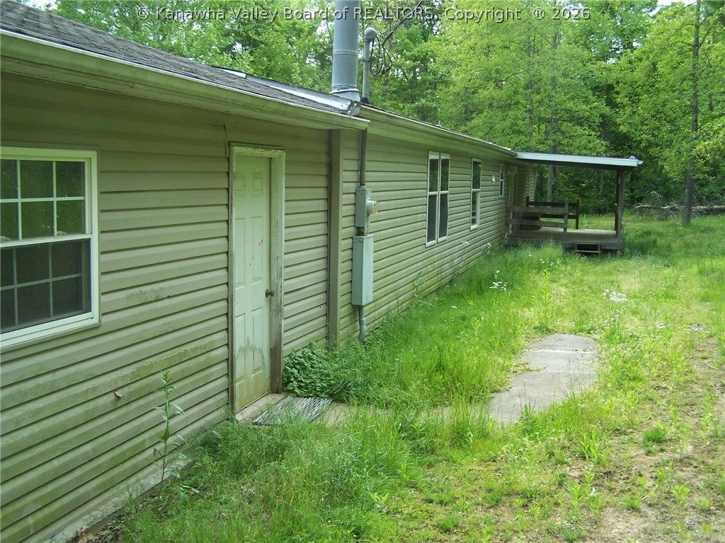 15917 Sandhill Road Letart, WV 25253 - Photo 3 of 24 Gallery Image 3