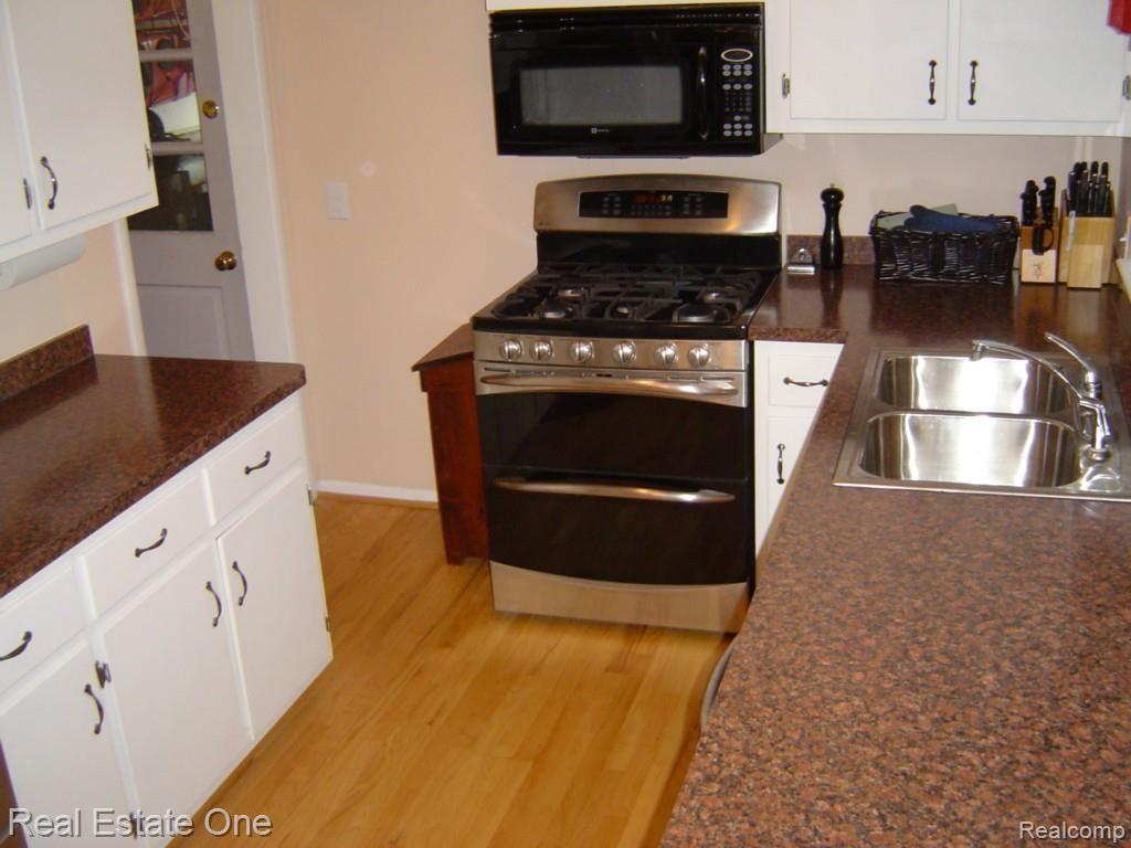 1270 North Adams Road Rochester, MI 48306 - Photo 13 of 20 Adams 022.jpg