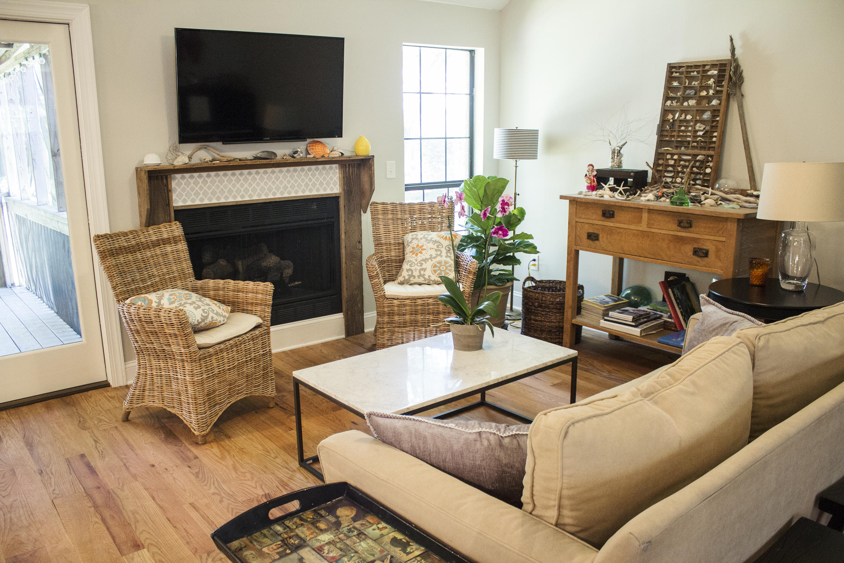 734 Larkwood Road Charleston, SC 29412 - Photo 3 of 22 Living Room 3 - A