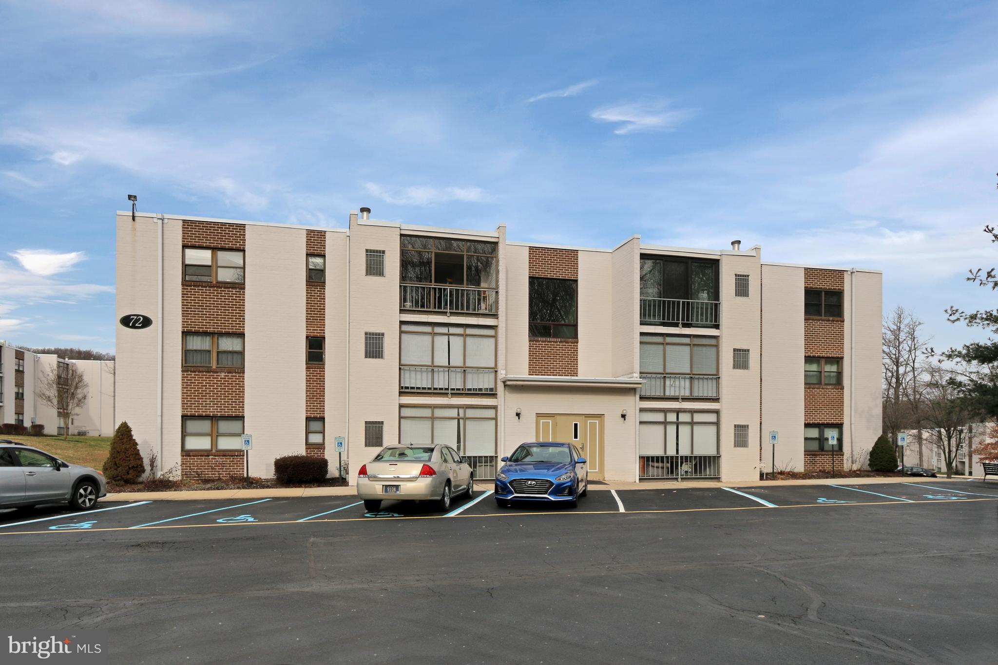 72 Welsh Tract Road, Unit 201 Newark, DE 19713 - Photo 1 of 19