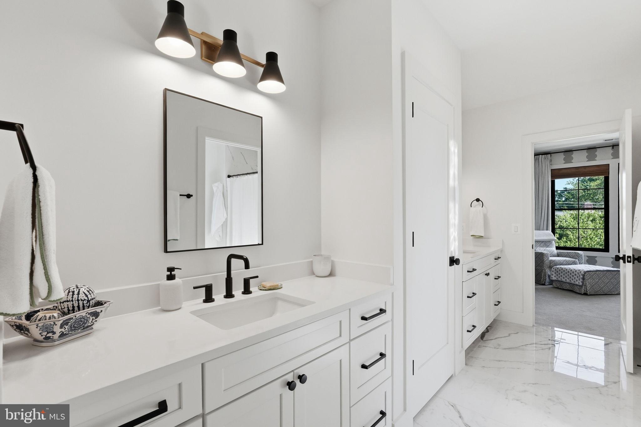 6026 Little Falls Road Arlington, VA 22207 - Photo 24 of 44 Jack and Jill bathroom with closet
