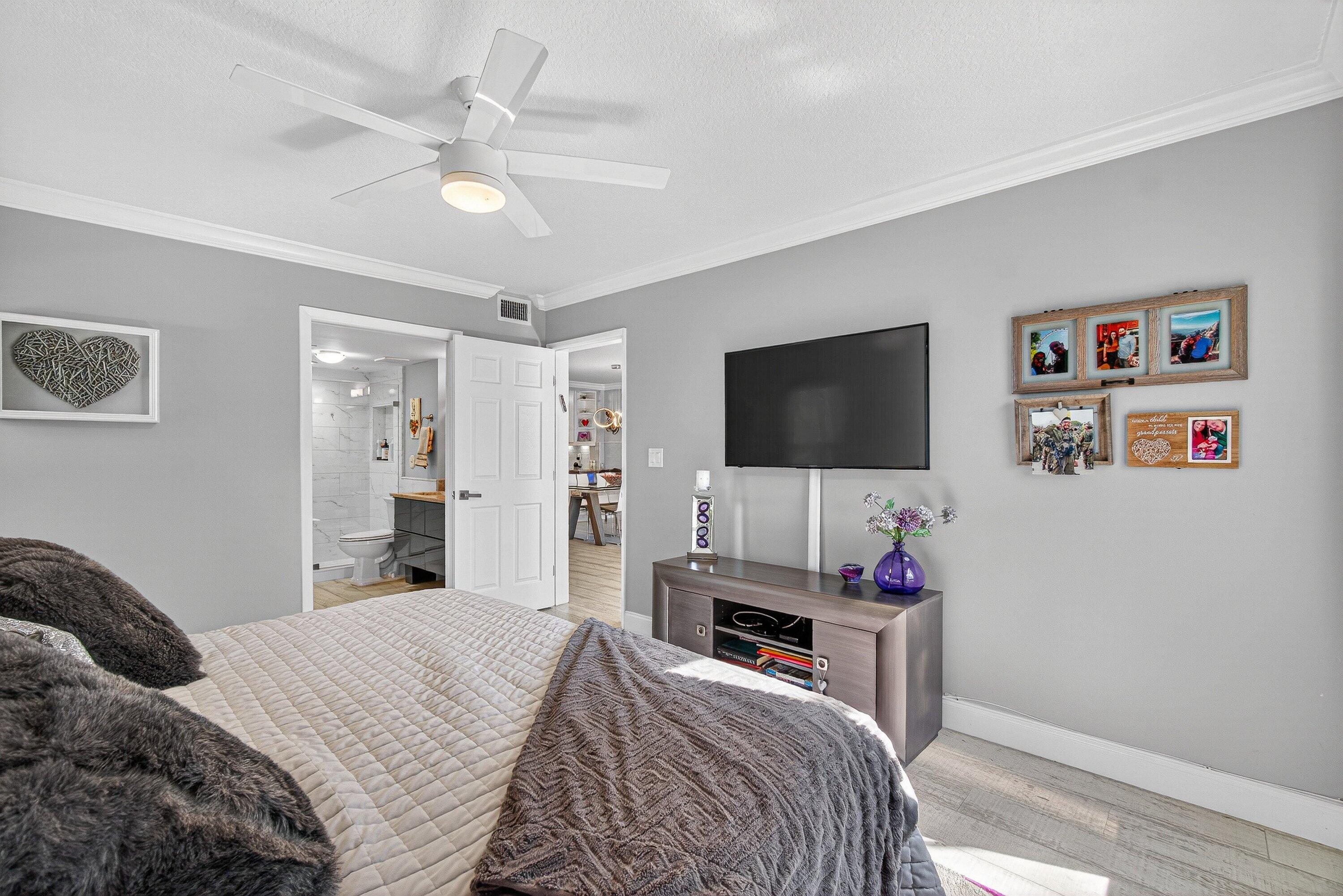 9200 Fairbanks Lane, Unit 1 Boca Raton, FL 33496 - Photo 23 of 32 025-9200FairbanksLane-1-BocaRaton-FL-334