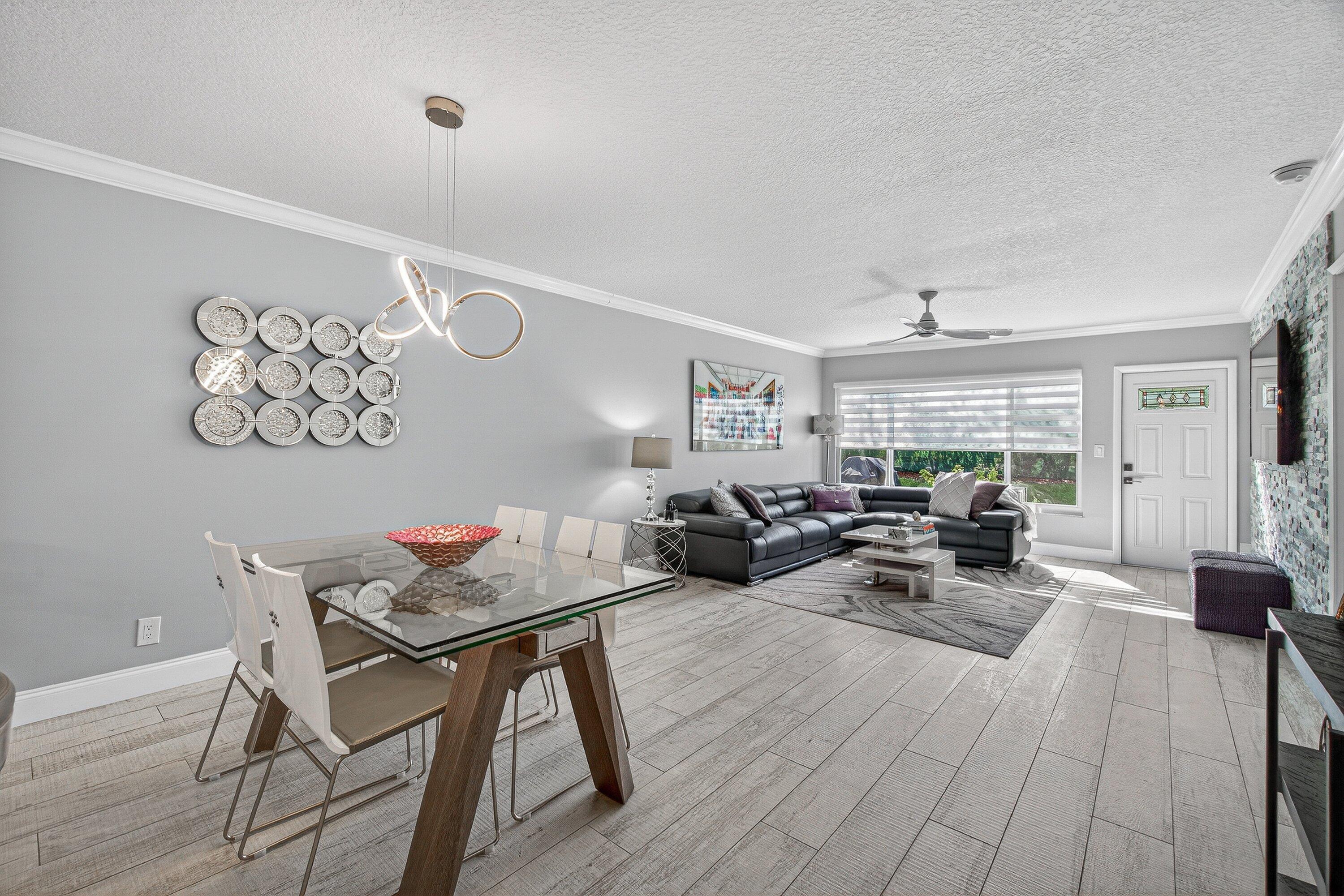 9200 Fairbanks Lane, Unit 1 Boca Raton, FL 33496 - Photo 9 of 32 011-9200FairbanksLane-1-BocaRaton-FL-334