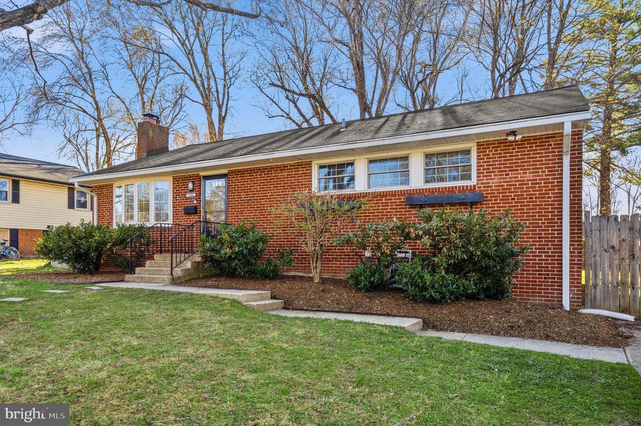 5404 Nutting Drive Springfield, VA 22151 - Photo 3 of 42