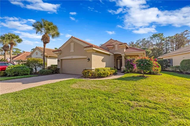 $895,000 | 9230 Troon Lakes Drive, Naples, FL 34109