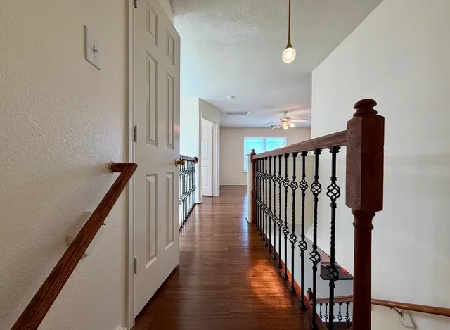 $2,300 | 5407 Caprock Drive, Pearland, TX 77584