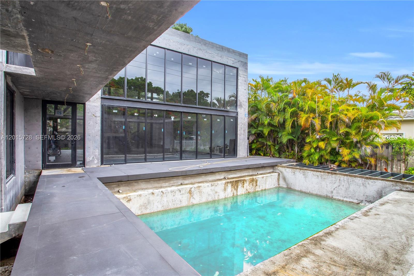 221 Southwest 25th Road Miami, FL 33129 - Photo 10 of 39