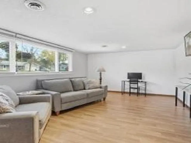 $315,000 | 417 South Park Lane, Le Sueur, MN 56058