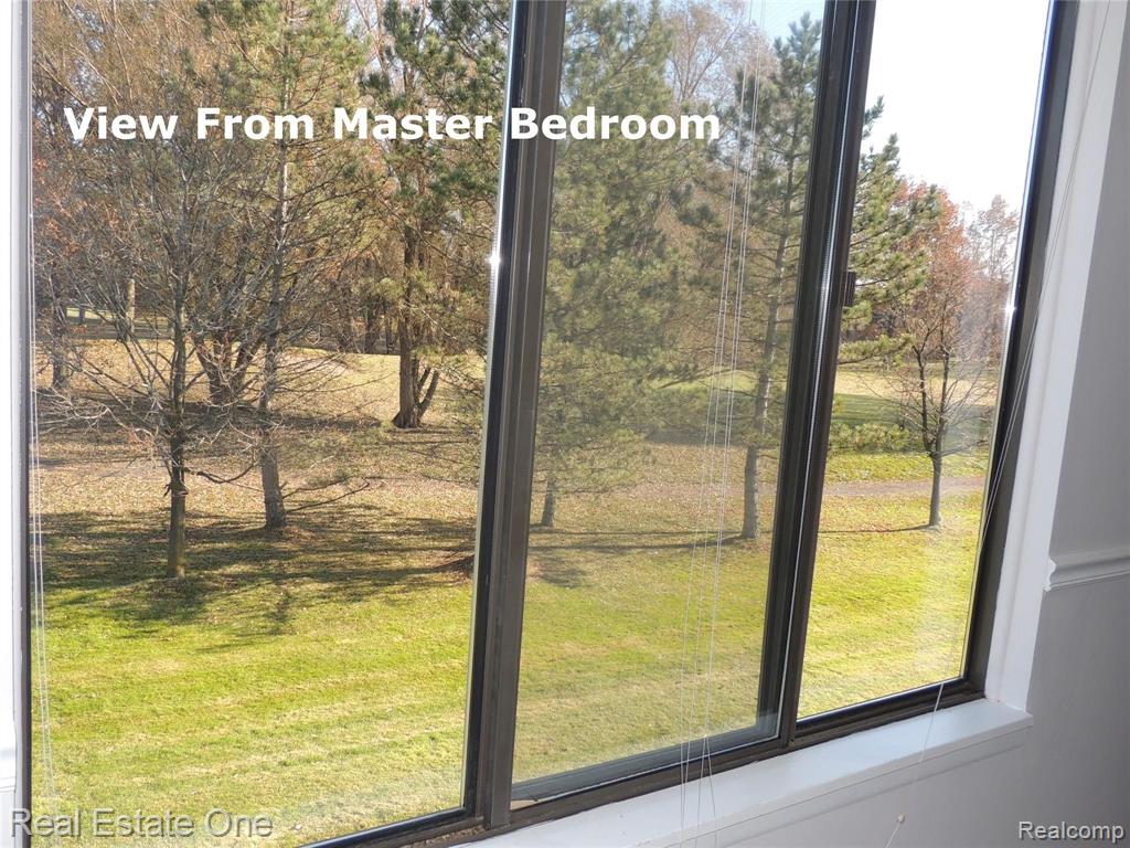 678 Tennyson, Unit 12 Rochester Hills, MI 48307 - Photo 10 of 25