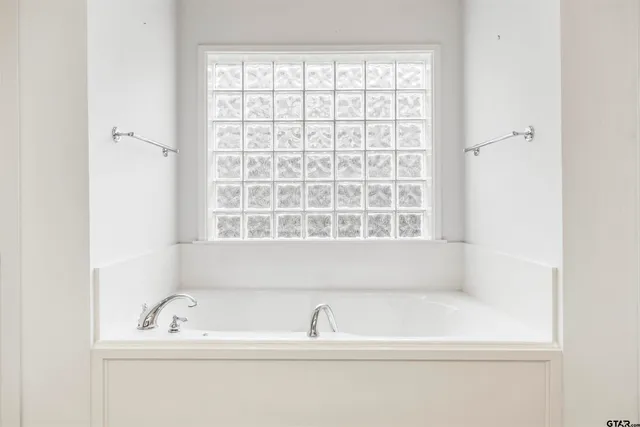 $369,000 | 3606 Trailwood Court, Tyler, TX 75707