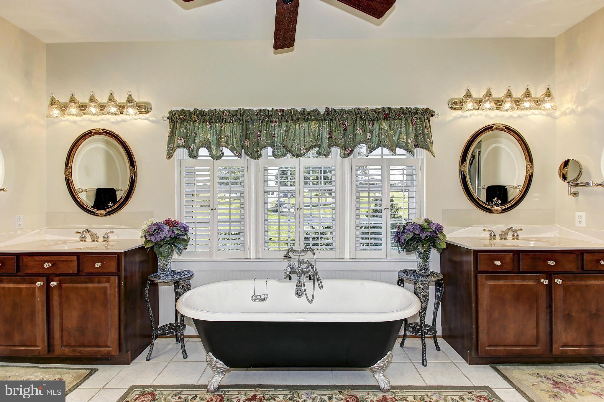 12435 Frederick Road West Friendship, MD 21794 - Photo 15 of 30 Bath (Master)