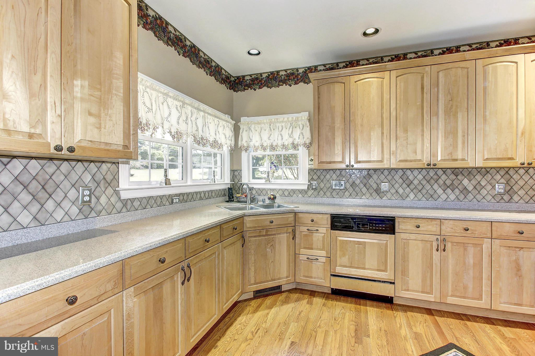 12435 Frederick Road West Friendship, MD 21794 - Photo 9 of 30 Kitchen