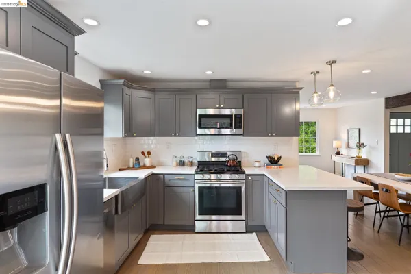 $998,000 | 4086 Laguna Avenue, Oakland, CA 94602