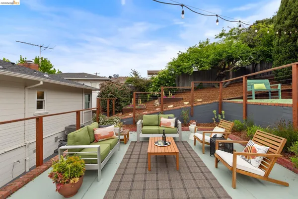 $998,000 | 4086 Laguna Avenue, Oakland, CA 94602
