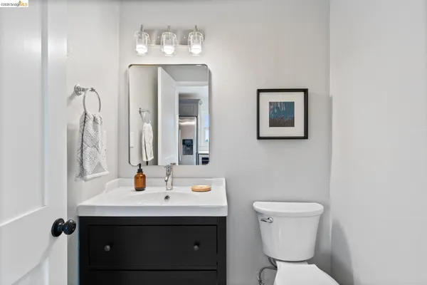 $998,000 | 4086 Laguna Avenue, Oakland, CA 94602