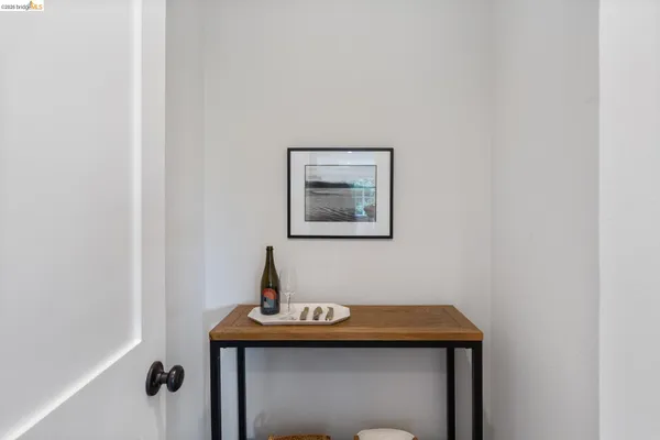 $998,000 | 4086 Laguna Avenue, Oakland, CA 94602