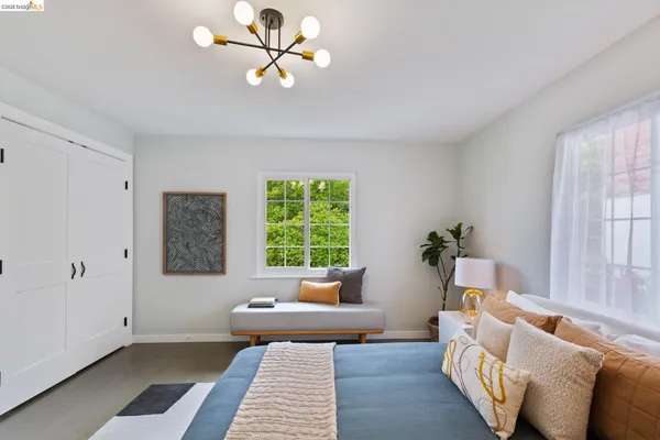 $998,000 | 4086 Laguna Avenue, Oakland, CA 94602