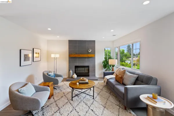 $998,000 | 4086 Laguna Avenue, Oakland, CA 94602
