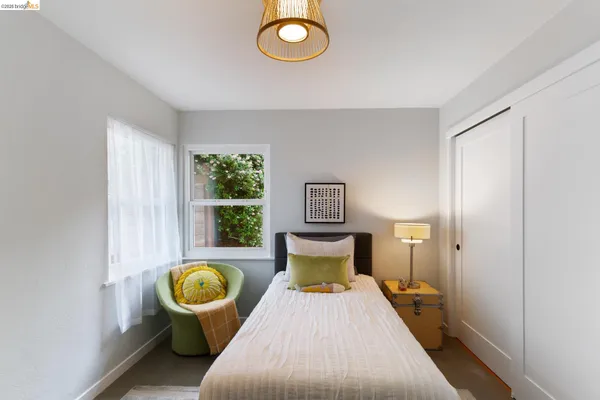$998,000 | 4086 Laguna Avenue, Oakland, CA 94602