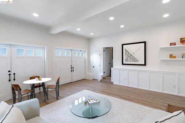 $998,000 | 4086 Laguna Avenue, Oakland, CA 94602