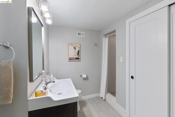 $998,000 | 4086 Laguna Avenue, Oakland, CA 94602