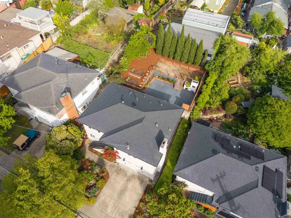 $998,000 | 4086 Laguna Avenue, Oakland, CA 94602