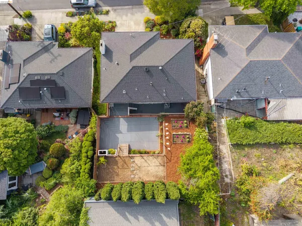 $998,000 | 4086 Laguna Avenue, Oakland, CA 94602