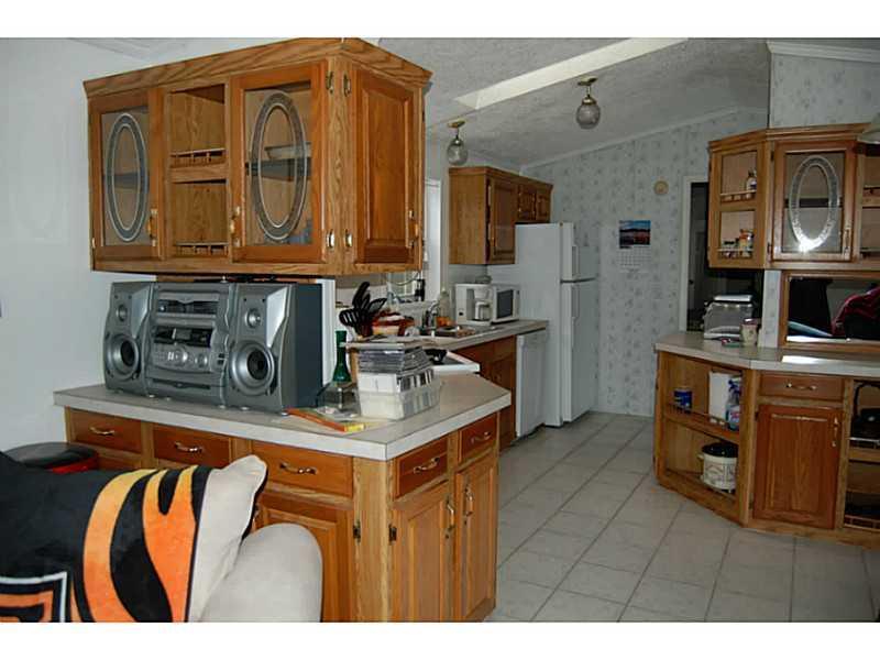 206 Pownal Road Auburn, ME 04210 - Photo 5 of 22 Kitchen.