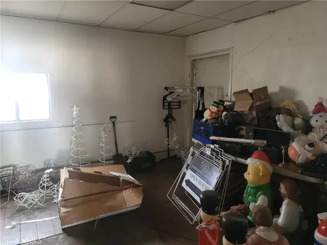 a view of a house with a garage