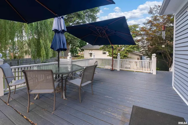 $312,000 | 540 East Main Street, Du Quoin, IL 62832