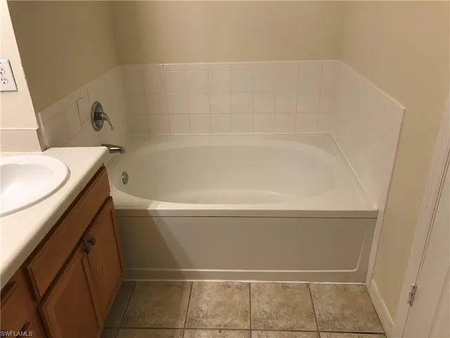 $2,200 | 7985 Preserve Circle, Unit 1133, Naples, FL 34119