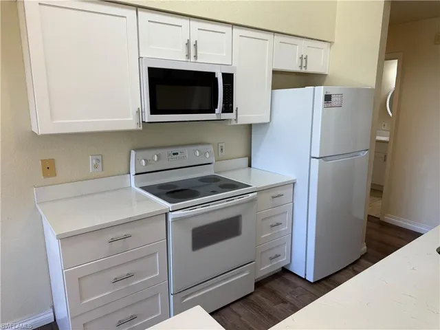 $1,900 | 7985 Preserve Circle, Unit 1133, Naples, FL 34119