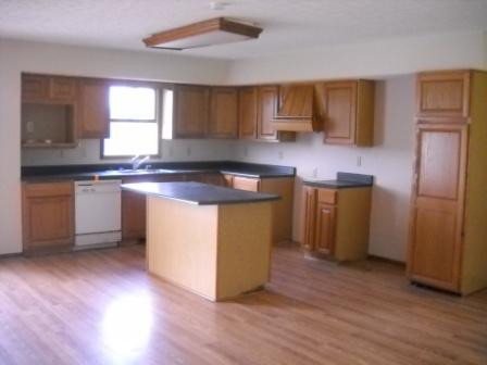 17917 Miles Road Newark, OH 43056 - Photo 3 of 12 Gallery Image 3